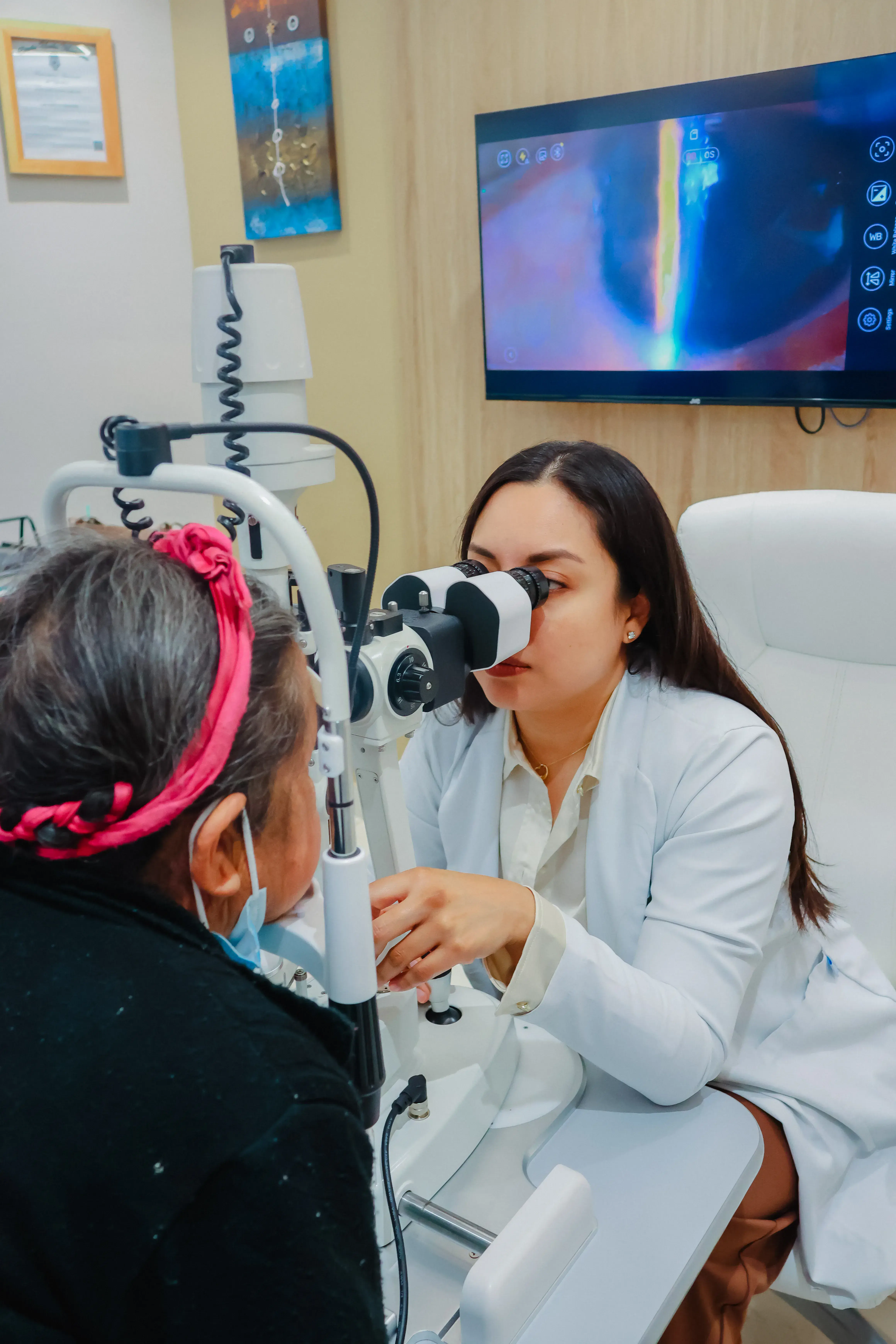 precio-de-examen-de-la-vista-con-oftalmologo-en-oaxaca.webp